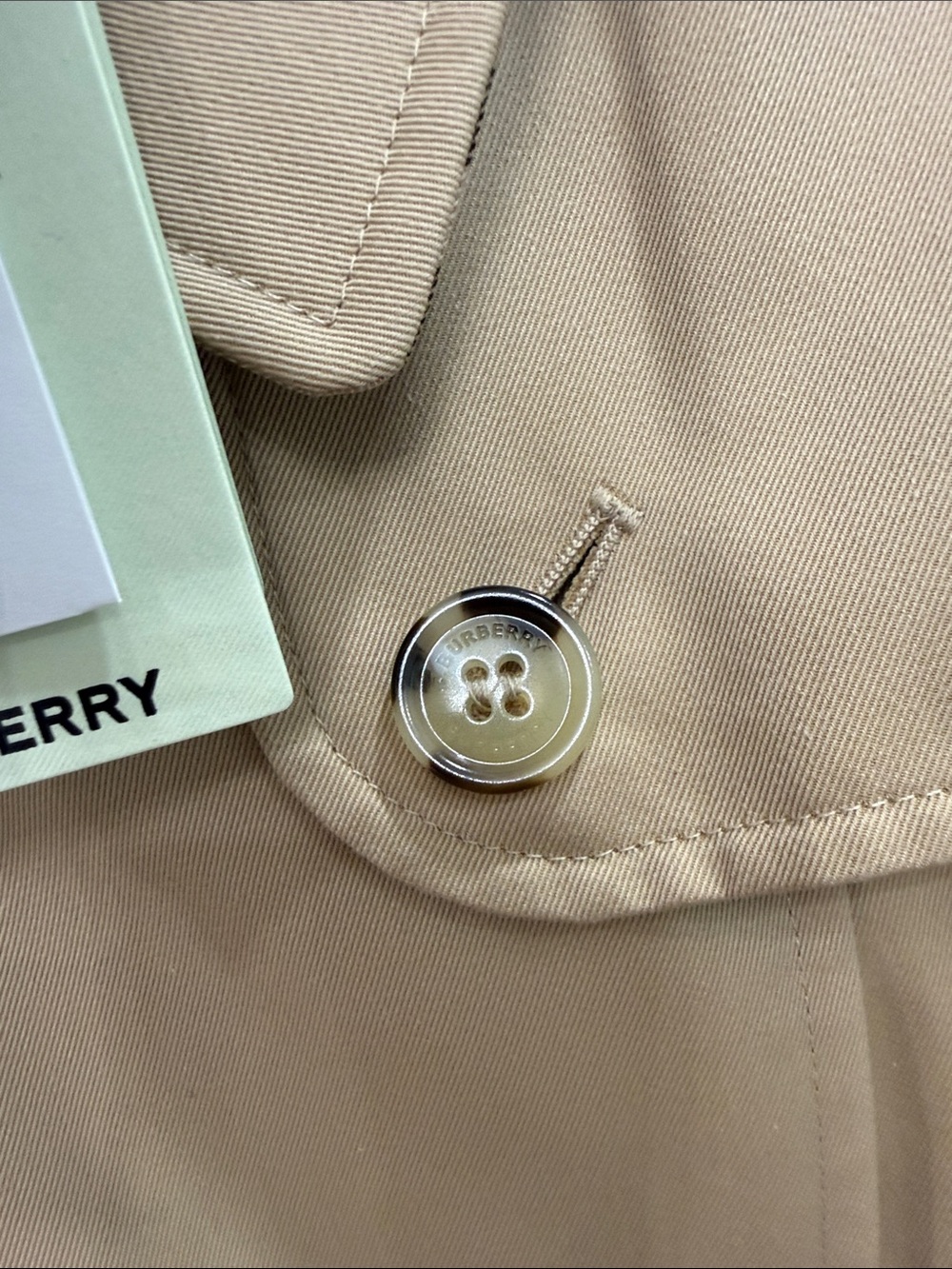 Brand New Burberry Chelsea trench coat - Picture 6 of 9